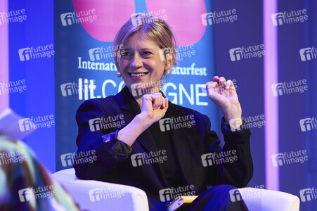 Caroline Peters auf der lit.Cologne Spezial 2024 in Köln