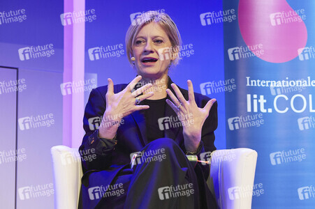 Caroline Peters auf der lit.Cologne Spezial 2024 in Köln
