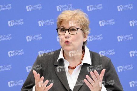 Bundespressekonferenz 'Monitor Menschenhandel in Deutschland - Erster Periodischer Bericht'  in Berlin