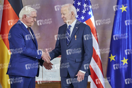 Ordensverleihung an Präsident Biden in Berlin