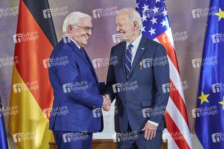 Ordensverleihung an Präsident Biden in Berlin