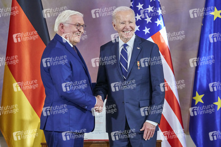 Ordensverleihung an Präsident Biden in Berlin