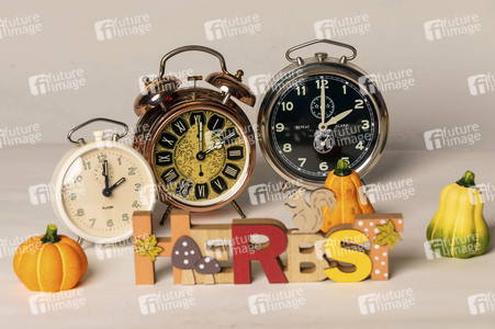 Symbolfoto Zeitumstellung im Herbst