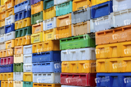 Symbolfoto Fischkisten