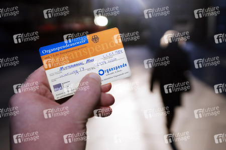 Symbolfoto Organspendeausweis