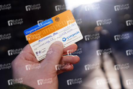 Symbolfoto Organspendeausweis