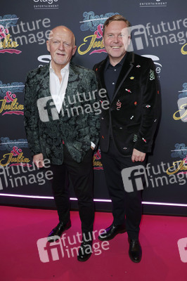 Musicalpremiere '& Julia' in Hamburg