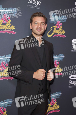 Musicalpremiere '& Julia' in Hamburg