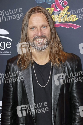 Musicalpremiere '& Julia' in Hamburg