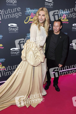 Musicalpremiere '& Julia' in Hamburg