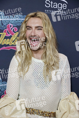 Musicalpremiere '& Julia' in Hamburg