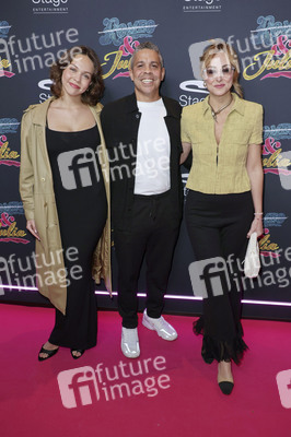 Musicalpremiere '& Julia' in Hamburg