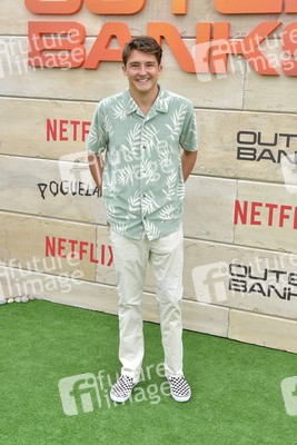 'Poguelandia: An Outer Banks Experience' in Santa Monica