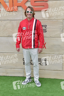 'Poguelandia: An Outer Banks Experience' in Santa Monica