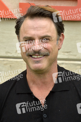 'Poguelandia: An Outer Banks Experience' in Santa Monica