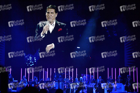 Premiere der Show 'Da Capo Udo Jürgens' in Berlin