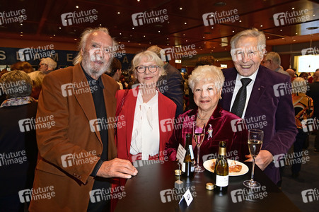 Jubiläumsfest 'Gekommen, um zu bleiben' in Berlin