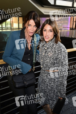 Jubiläumsfest 'Gekommen, um zu bleiben' in Berlin