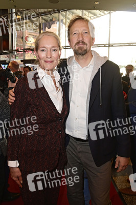 Jubiläumsfest 'Gekommen, um zu bleiben' in Berlin