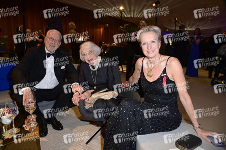 Festliche Opernnacht für die Deutsche AIDS-Stiftung in Berlin