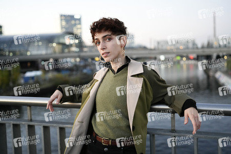 Photoshooting mit Anny Ogrezeanu in Berlin