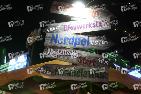 Weihnachtsmarkt 'Lichtenberger Winterzeit' in Berlin