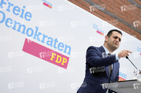 Pressekonferenz mit Bijan Djir-Sarai in Berlin