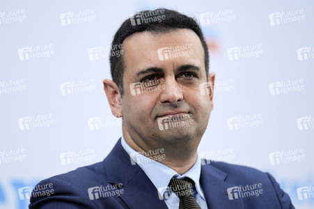 Pressekonferenz mit Bijan Djir-Sarai in Berlin