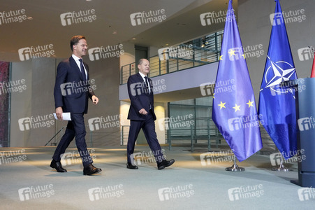 Empfang des NATO-Generalsekretärs in Berlin