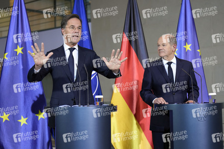 Empfang des NATO-Generalsekretärs in Berlin