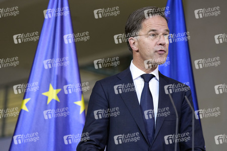 Empfang des NATO-Generalsekretärs in Berlin