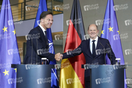 Empfang des NATO-Generalsekretärs in Berlin