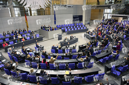 197. Sitzung des Deutschen Bundestages in Berlin