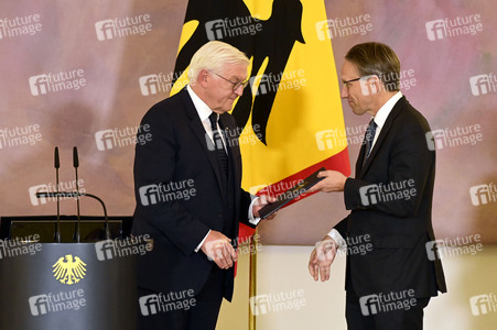 Ministerentlassungen und Ministerernennungen in Berlin