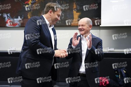 Fraktionssitzung der SPD zum Ampel-Aus in Berlin