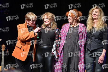 Buchpremiere 'Ostsüppchen bleibt Ostsüppchen 3.0' in Berlin