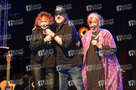 Buchpremiere 'Ostsüppchen bleibt Ostsüppchen 3.0' in Berlin