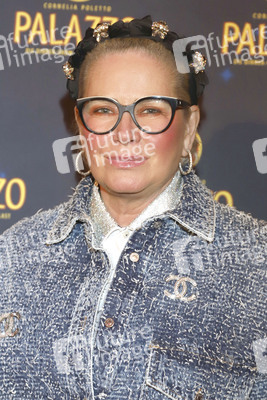 Premiere der Dinnershow 'Poletto Palazzo' in Hamburg