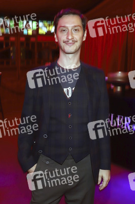 Premiere der Dinnershow 'Poletto Palazzo' in Hamburg