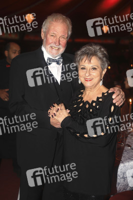 Gala-Premiere der Palazzo Dinner Show in Berlin