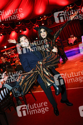 Gala-Premiere der Palazzo Dinner Show in Berlin