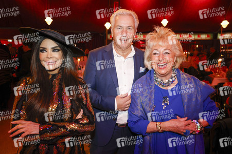 Gala-Premiere der Palazzo Dinner Show in Berlin