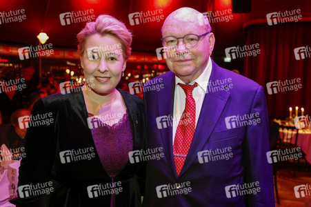 Gala-Premiere der Palazzo Dinner Show in Berlin