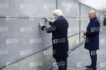 Gedenkveranstaltung zum 35. Jahrestag der Öffnung Berliner Mauer in Berlin