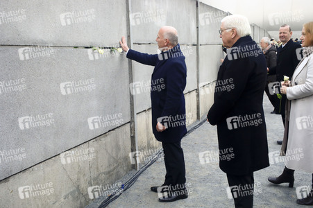 Gedenkveranstaltung zum 35. Jahrestag der Öffnung Berliner Mauer in Berlin