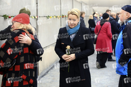 Gedenkveranstaltung zum 35. Jahrestag der Öffnung Berliner Mauer in Berlin