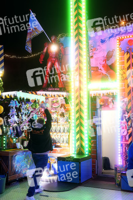 Weihnachtsmarkt 'Berliner Wintertraum' in Berlin