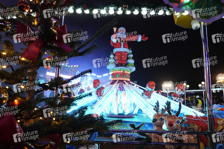 Weihnachtsmarkt 'Berliner Wintertraum' in Berlin