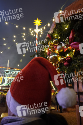 Weihnachtsmarkt 'Berliner Wintertraum' in Berlin