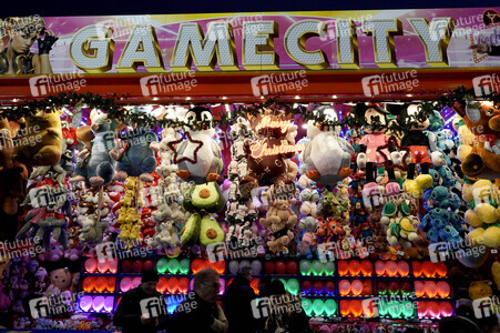 Weihnachtsmarkt 'Berliner Wintertraum' in Berlin